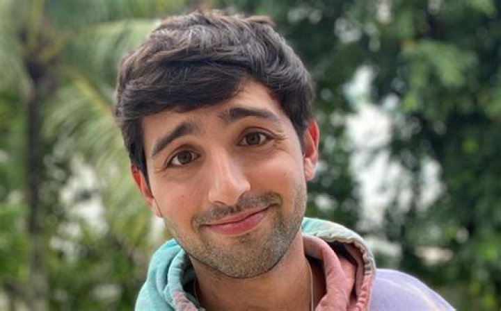 Who is Sander Jennings Dating Now