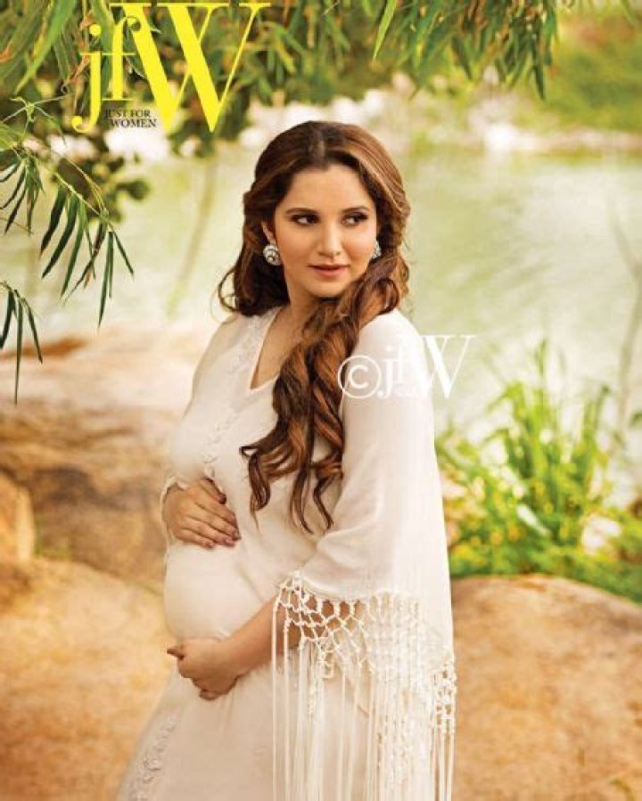 Who is Sania Mirza Dating Now