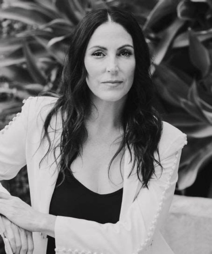 Who is Sarah Gibson Dating Now?