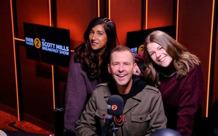 Who is Scott Mills Dating Now
