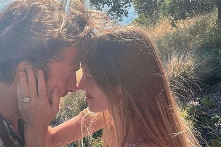 Who is Scott Speedman Dating Now?