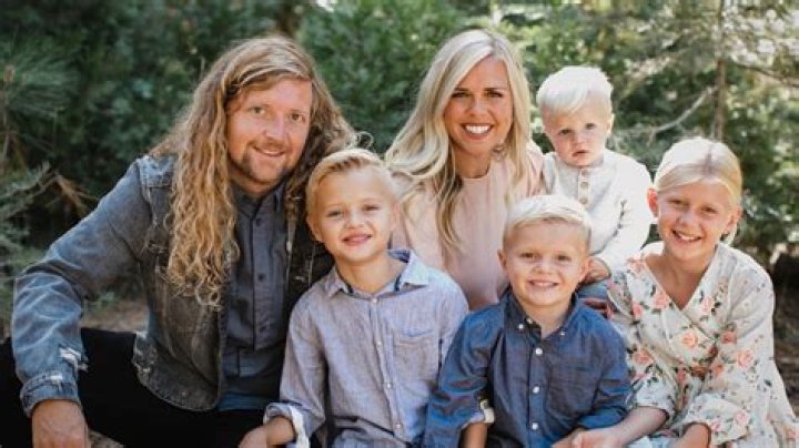 Who is Sean Feucht Dating Now?