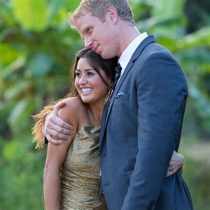 Who is Sean Lowe Dating Now