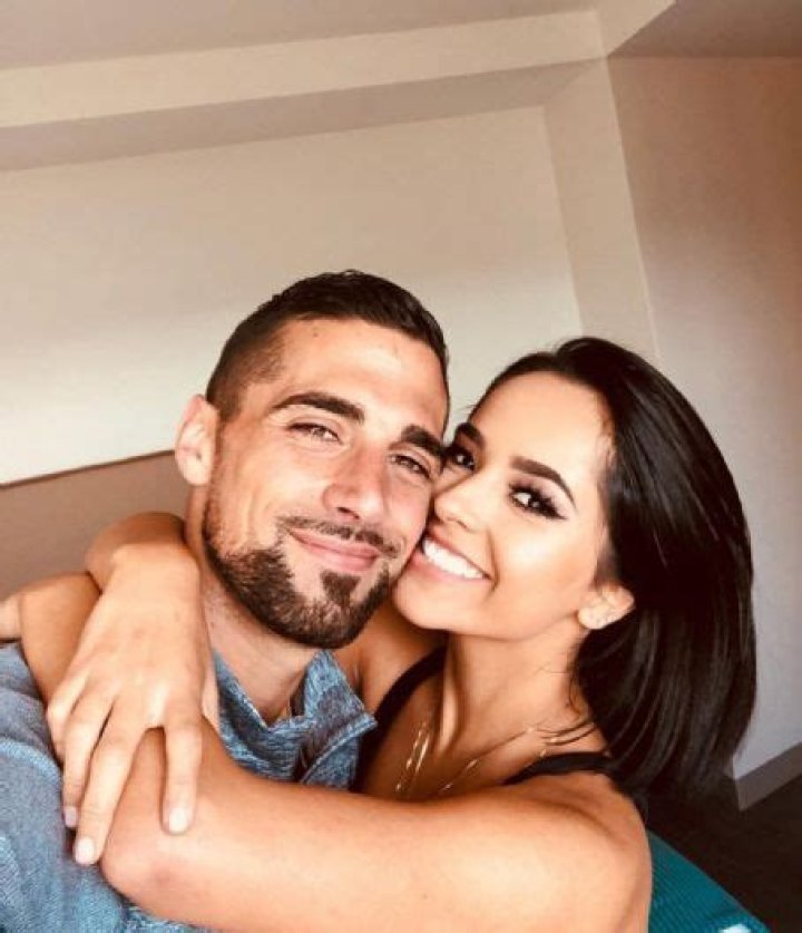 Who is Sebastian Lletget Dating Now