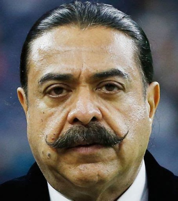 Who is Shahid Khan Dating Now?