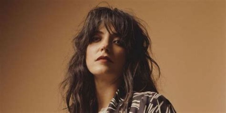 Who is Sharon Van Etten Dating Now