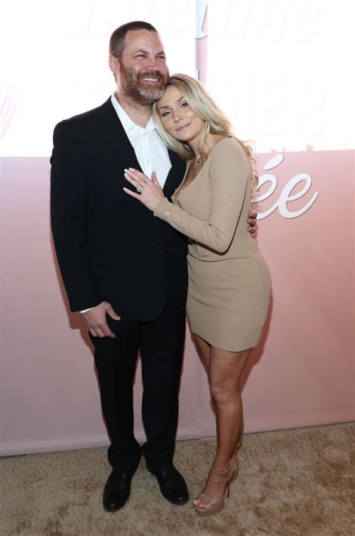 Who is Shondo Blades Dating Now?