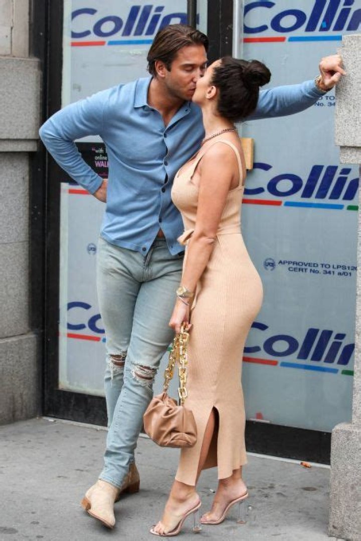 Who is Simon Webbe Dating Now?