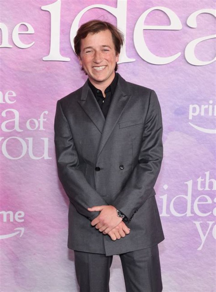 Who is Skyler Mikkelson Dating Now