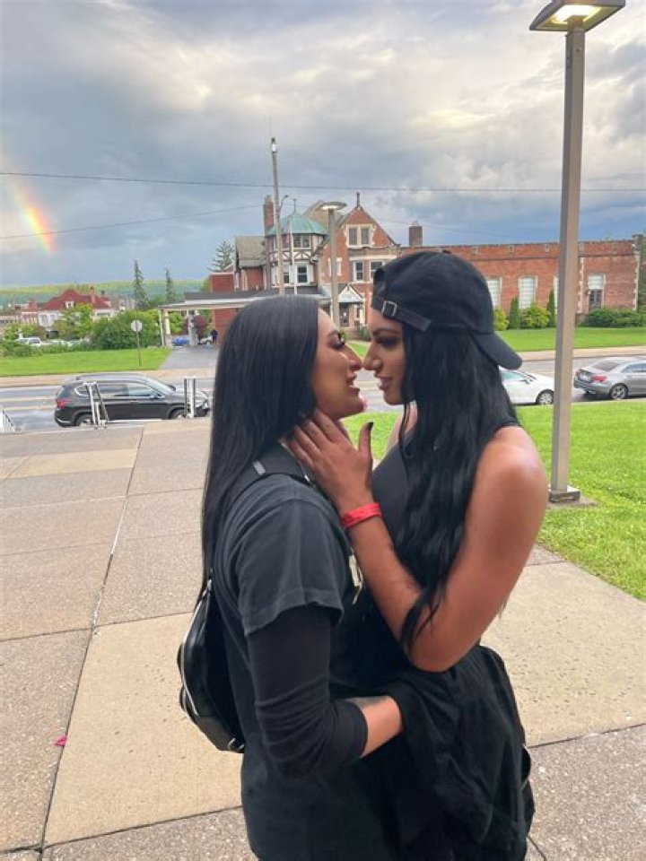 Who is Sonya Deville Dating Now