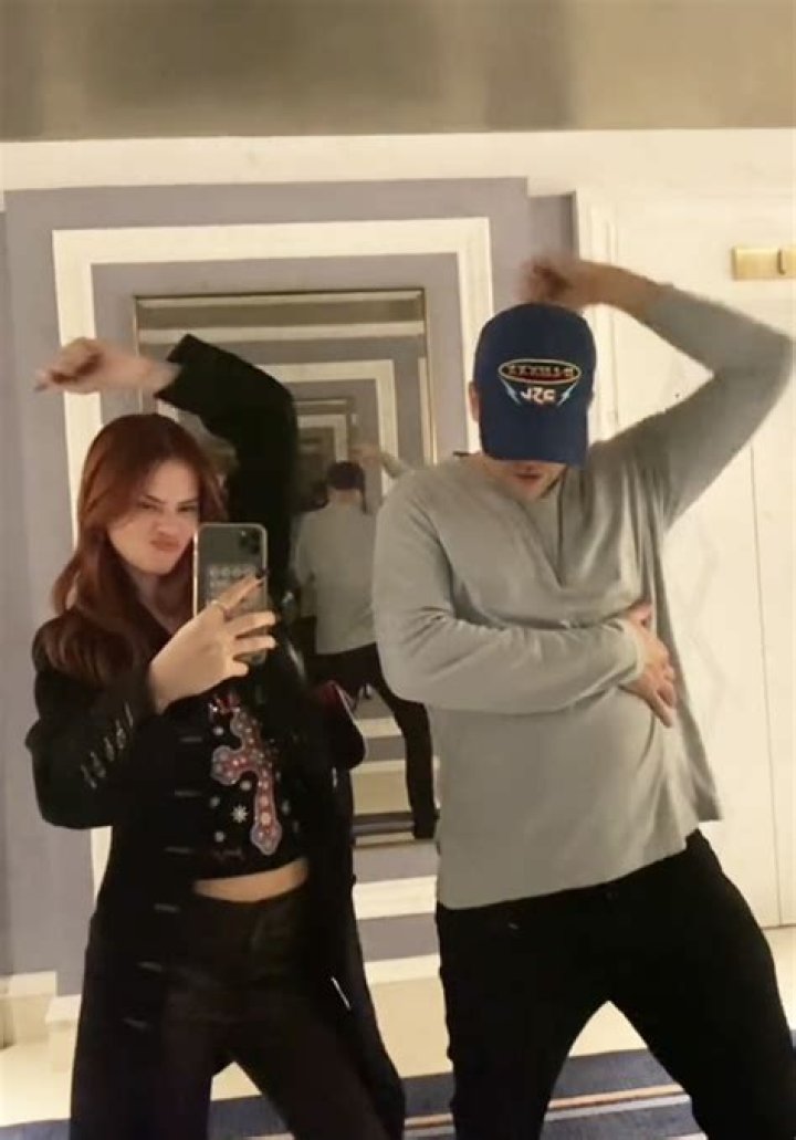 Who is Sophia Phalen Dating Now?