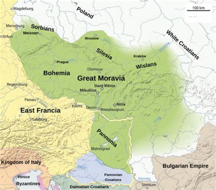 Who is Sorsha Morava Dating Now?