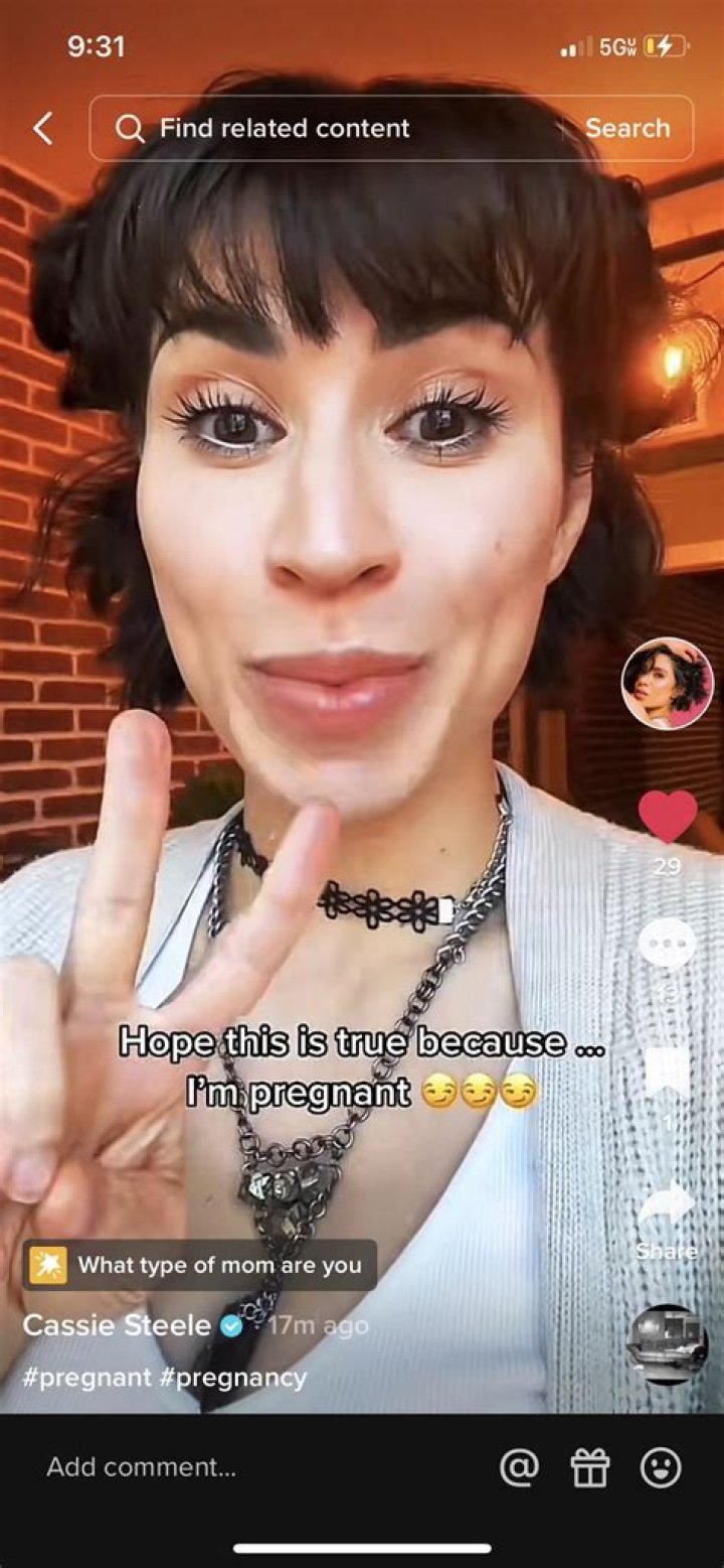 Who is Stacey Farber Dating Now?