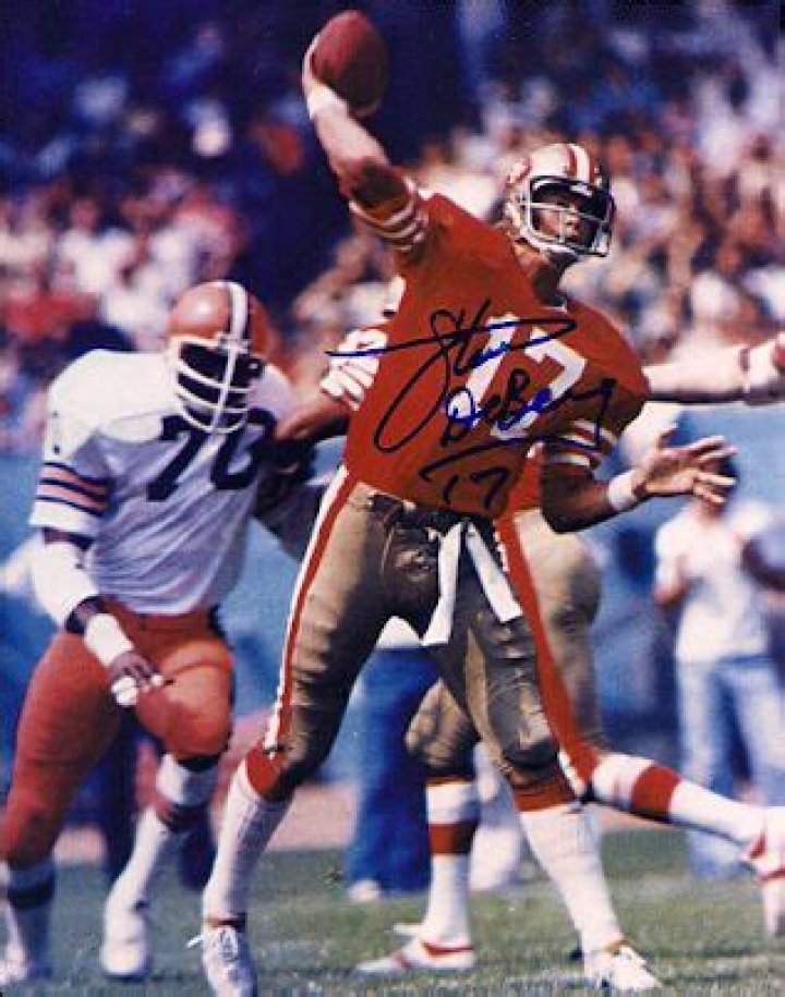 Who is Steve DeBerg Dating Now