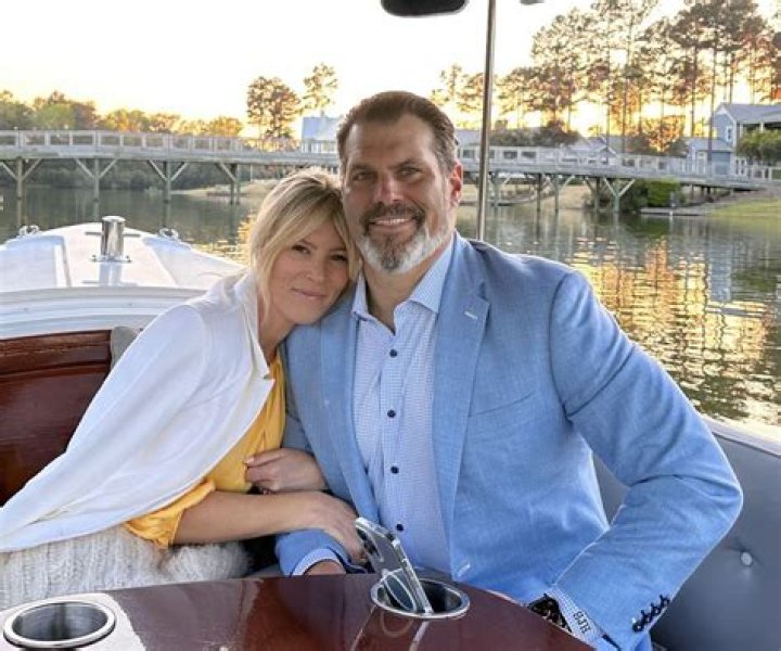 Who is Steve Hutchinson Dating Now