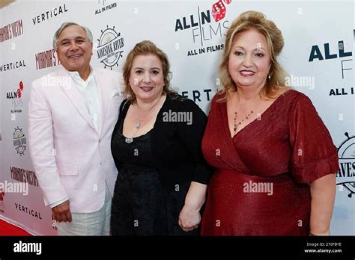 Who is Suzy Kolber Dating Now