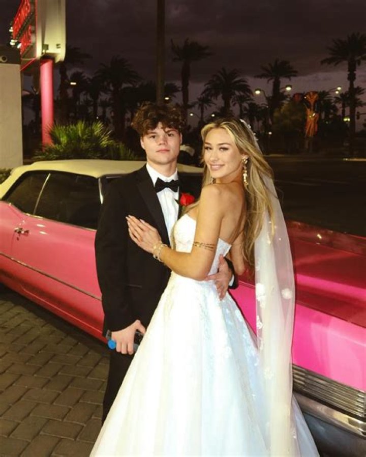 Who is Takkarist McKinley Dating Now