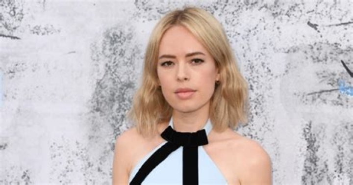 Who is Tanya Burr Dating Now?