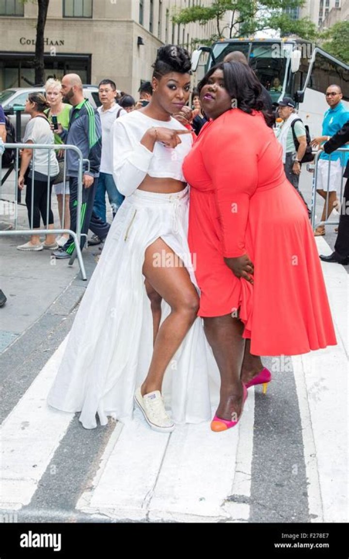 Who is Ta'Rhonda Jones Dating Now