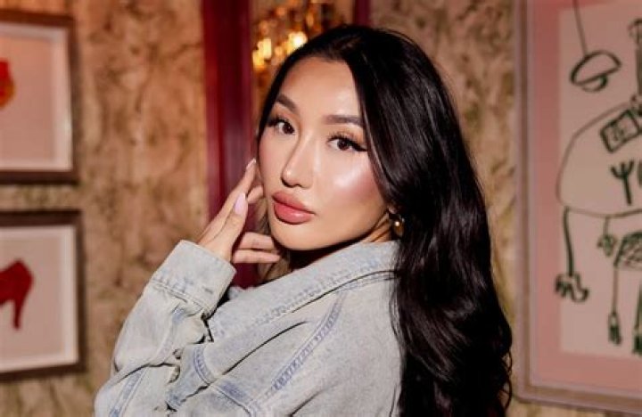 Who is Thuy Le Dating Now?