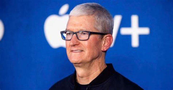 Who is Tim Cook Dating Now