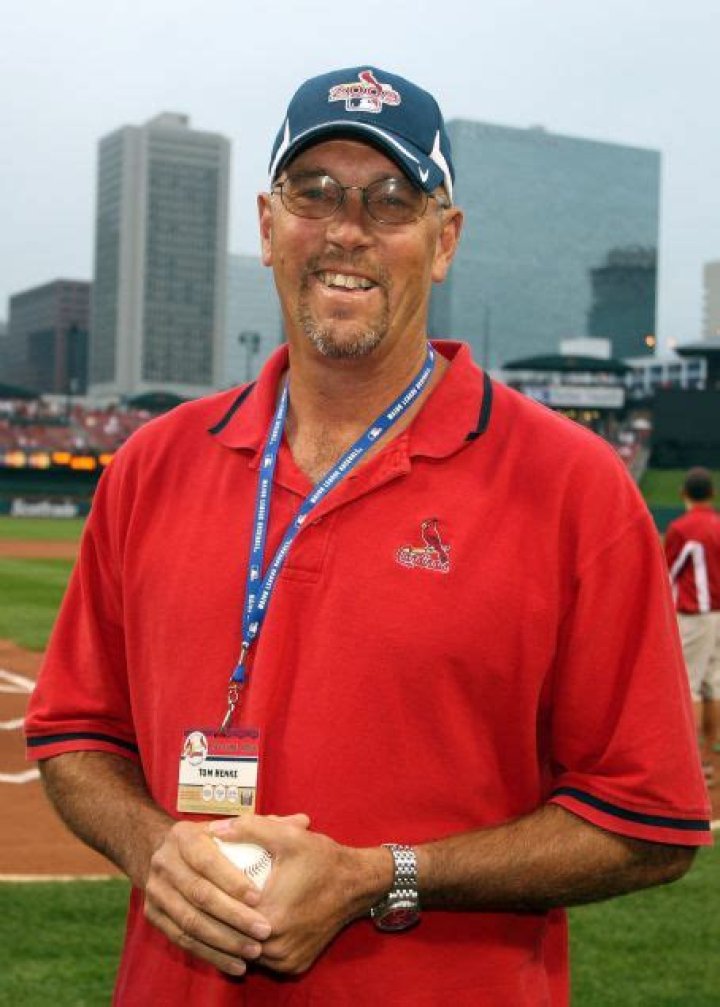 Who is Tom Henke Dating Now