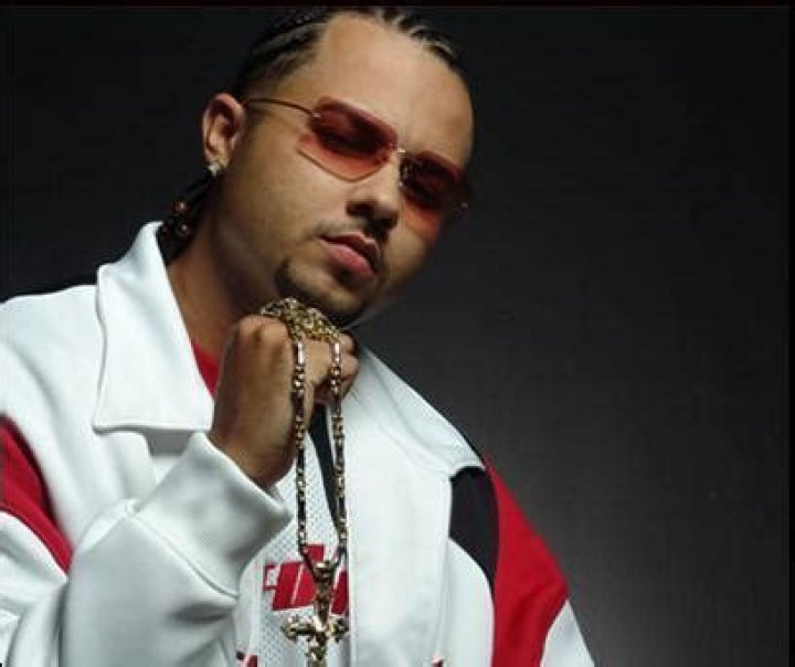 Who is Tony Dize Dating Now