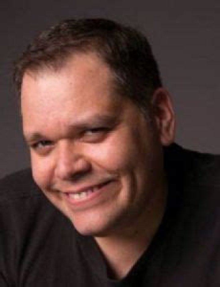 Who is Wally Wingert Dating Now?