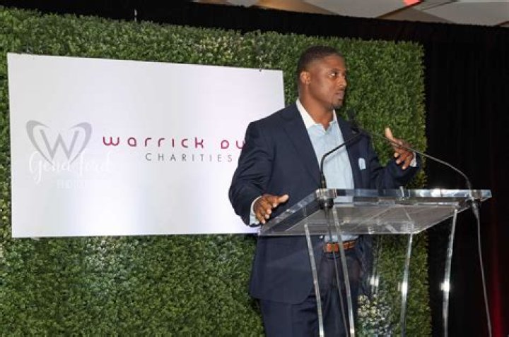 Who is Warrick Dunn Dating Now