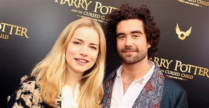 Who is Willa Fitzgerald Dating Now