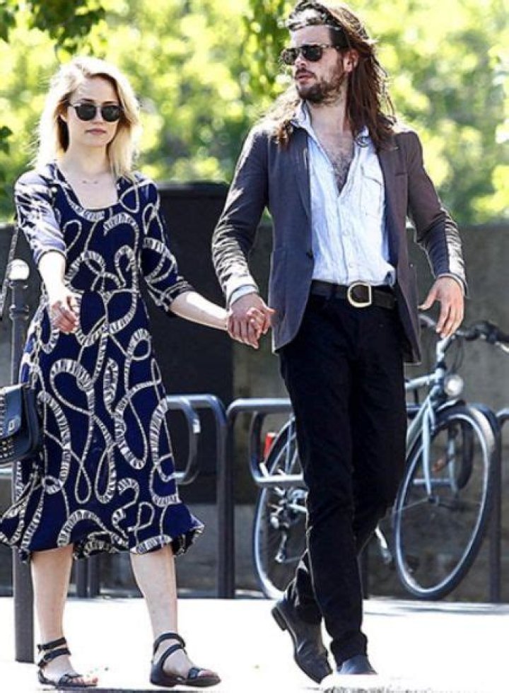 Who is Winston Marshall Dating Now