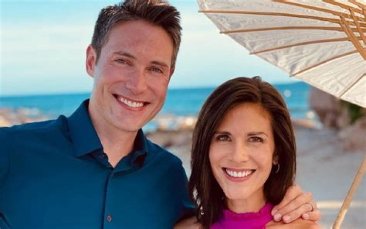 Who is Witt Lowry Dating Now