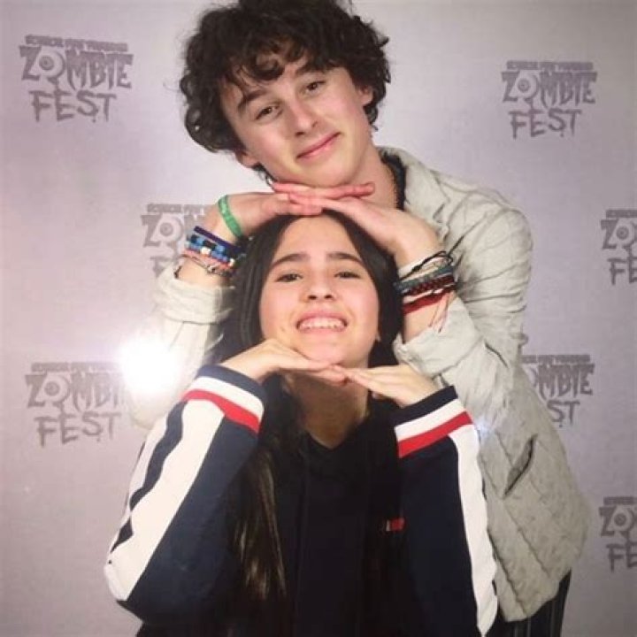 Who is Wyatt Oleff Dating Now