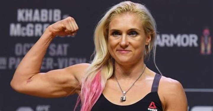 Who is Yana Kunitskaya Dating Now