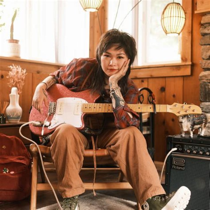 Who is Yvette young Dating Now