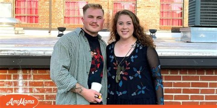 Who is Zach Beeken Dating Now?