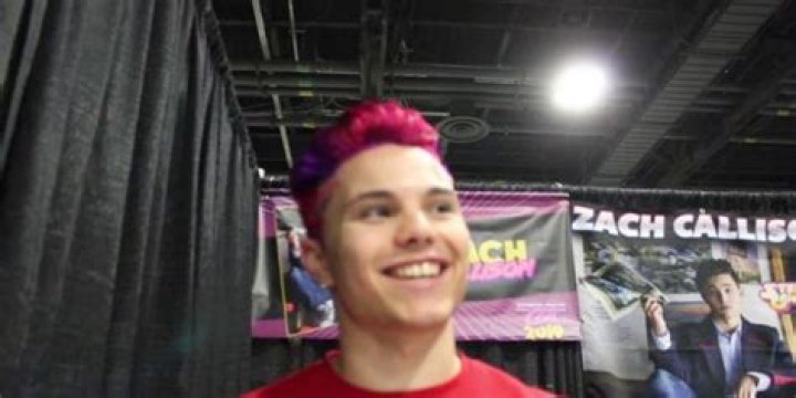 Who is Zach Callison Dating Now