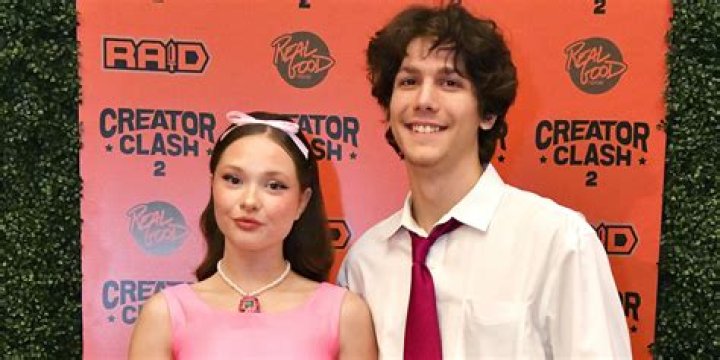 Who is Zoe Colletti Dating Now