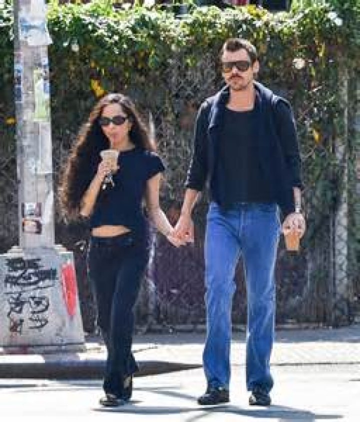 Who is Zoe Seliktar Dating Now?