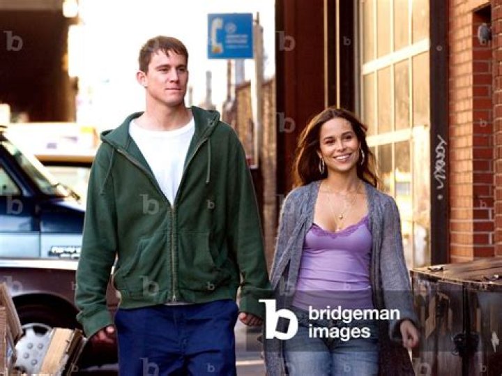 Who is Zulay Henao Dating Now